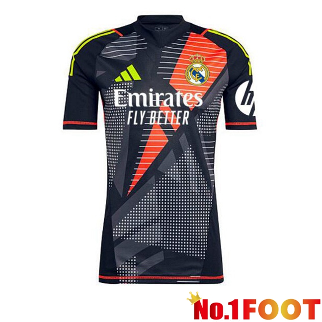 Real Madrid Goalkeeper Soccer Jersey Black 2024/2025